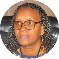 Dr. Angela Maria Pereira